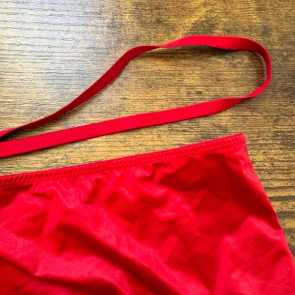 Victoria's Secret Very Sexy So Obsessed Strappy Cheeky Panty Red - Picture 7 of 7